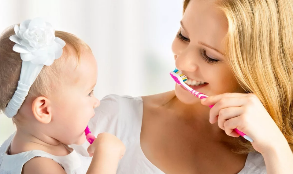 привычки чистим зубы