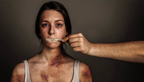 Домашнее насилие. Как распознать жертву?