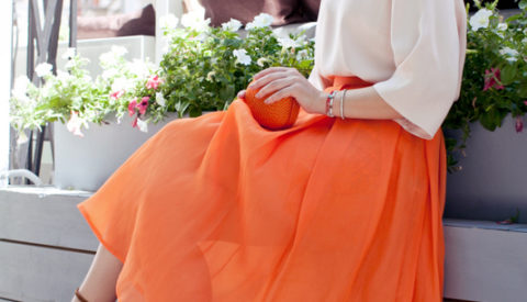 с чем носить оранжевую юбку
