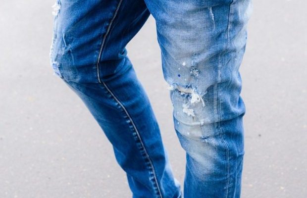 Модные мужские джинсы 2022