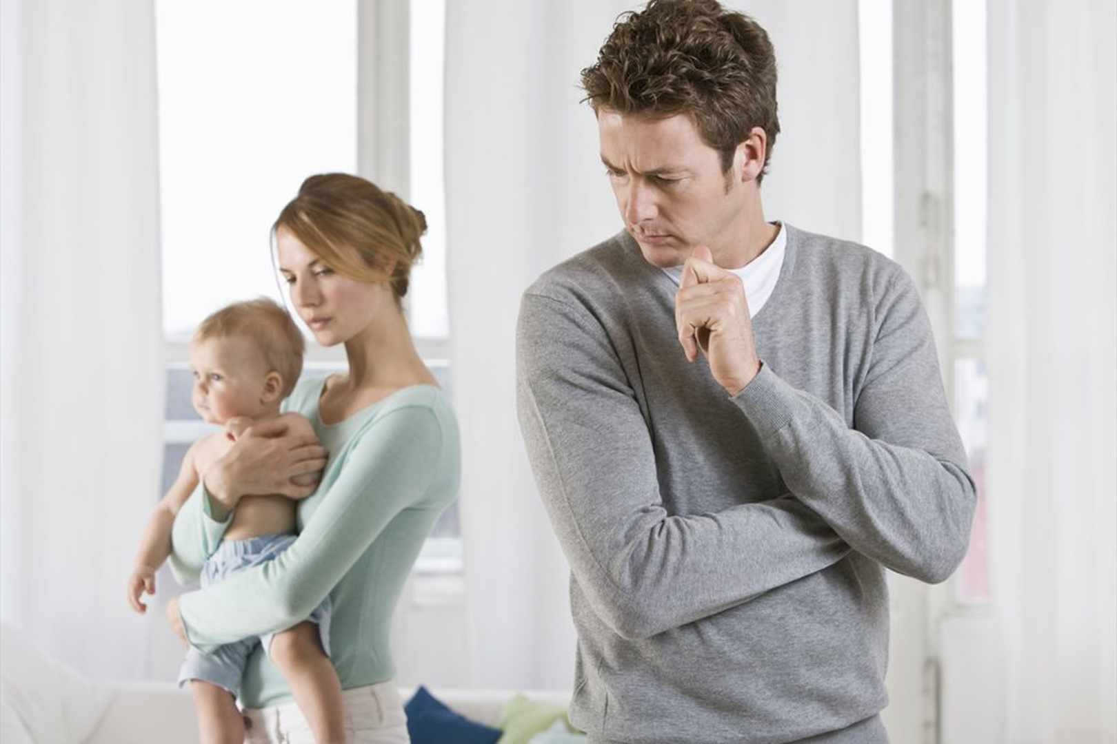 Что делать, если муж узнал, что ребёнок не от него