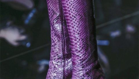 Яркие образы с фиолетовыми сапогами