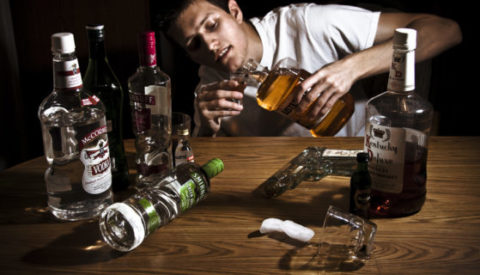 Муж запойный алкоголик — что делать женщине