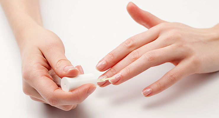 Как восстановить повреждённые ногти после гель-лака?