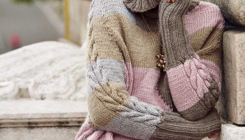 модный женский свитер