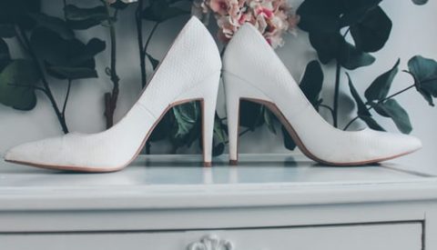 белые туфли