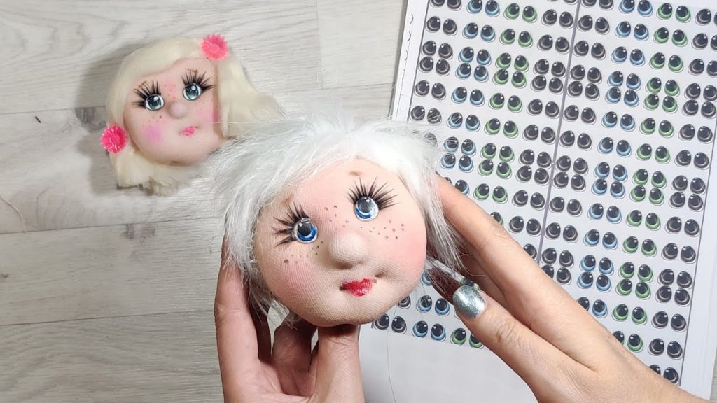 Как сделать куклы из капрона своими руками